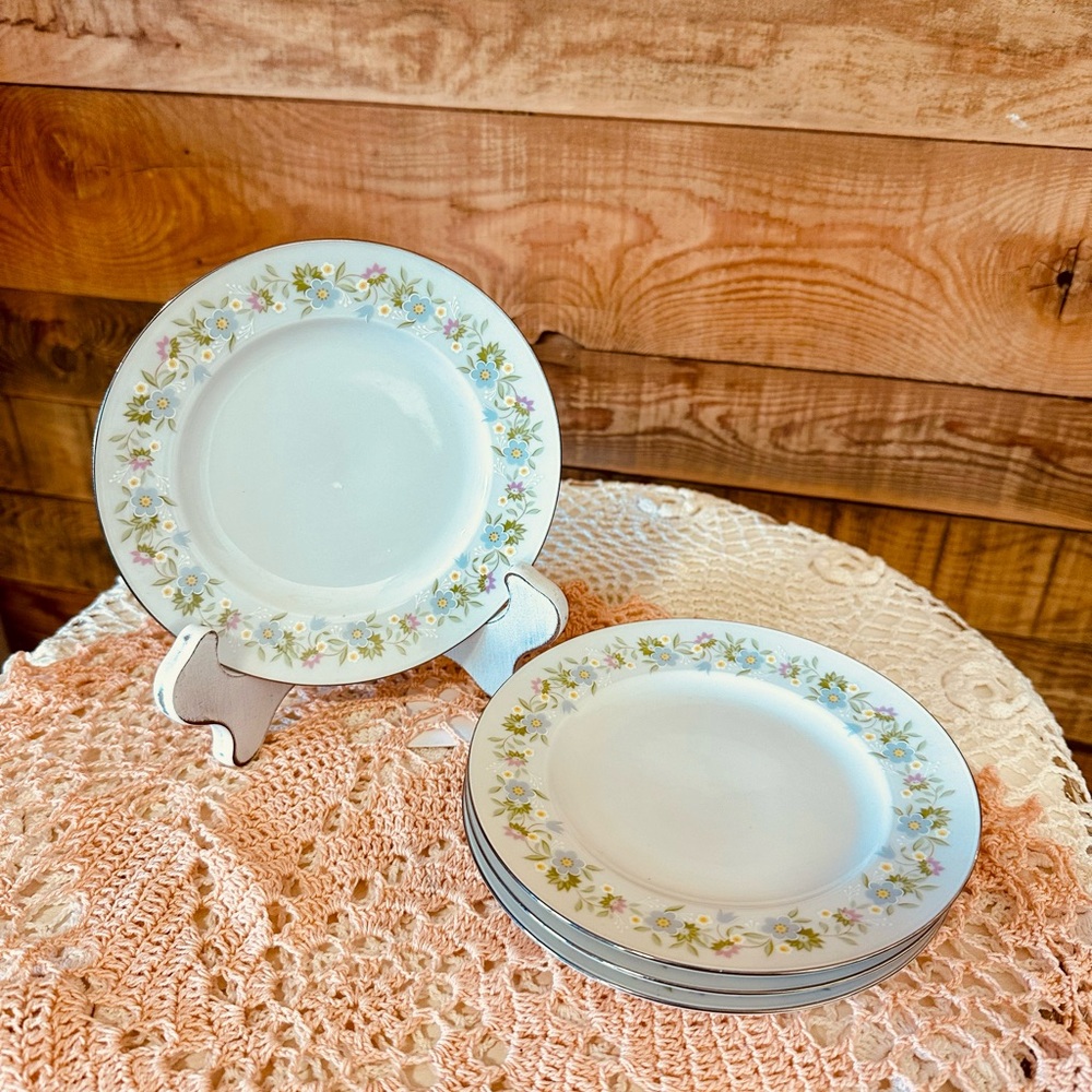 Vintage 6 inch bread plates, Set of 4, Johann Haviland, Forever Spring
